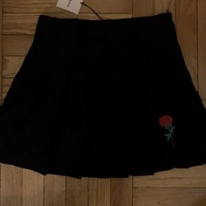 Superdown black mini skirt sz m NWT